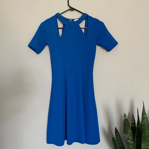 UO Skater Hart Cut-out Dress Size XS - Picture 3 of 6